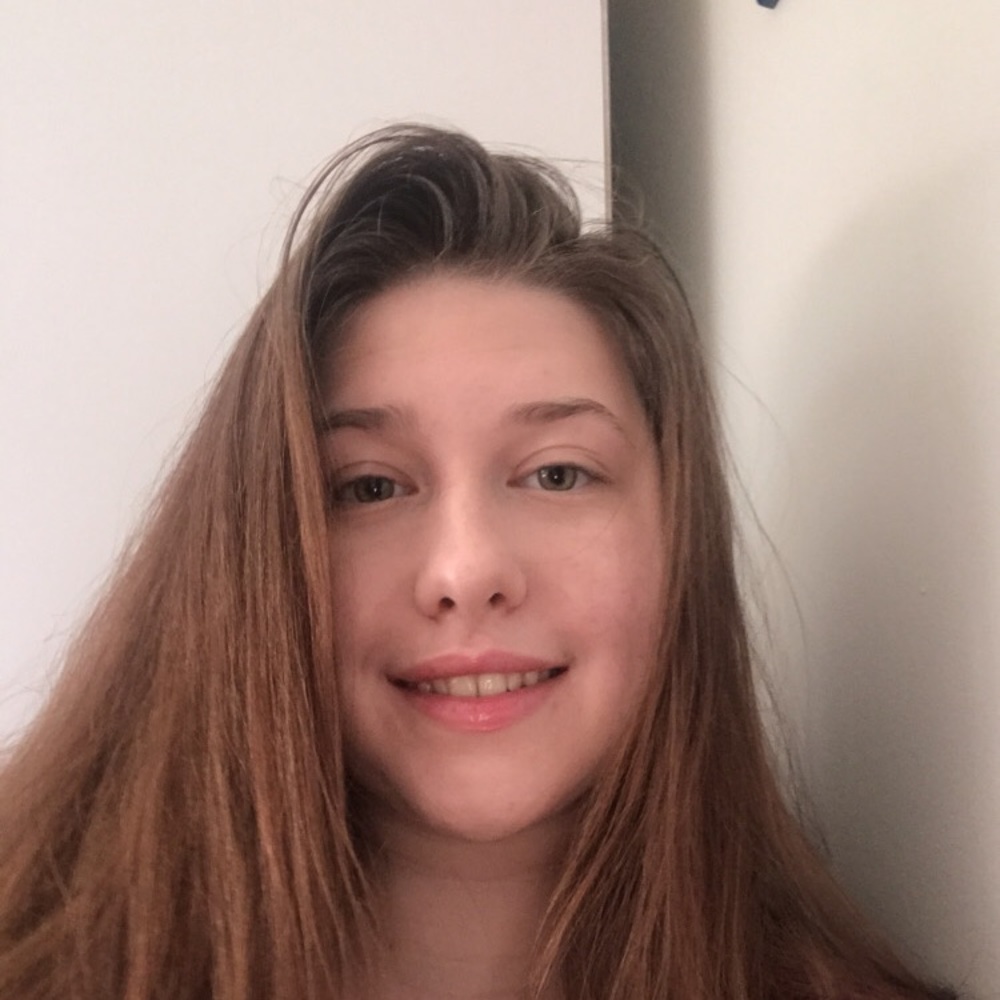 Meet your Posher, Julia